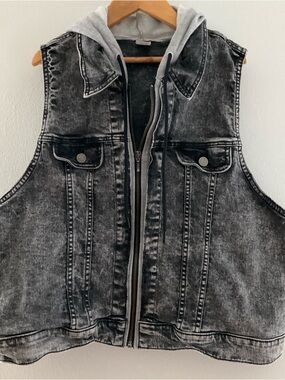 Zumba Fitness XXLovely Black Acid-Wash Denim Vest with Gray Hood Accent